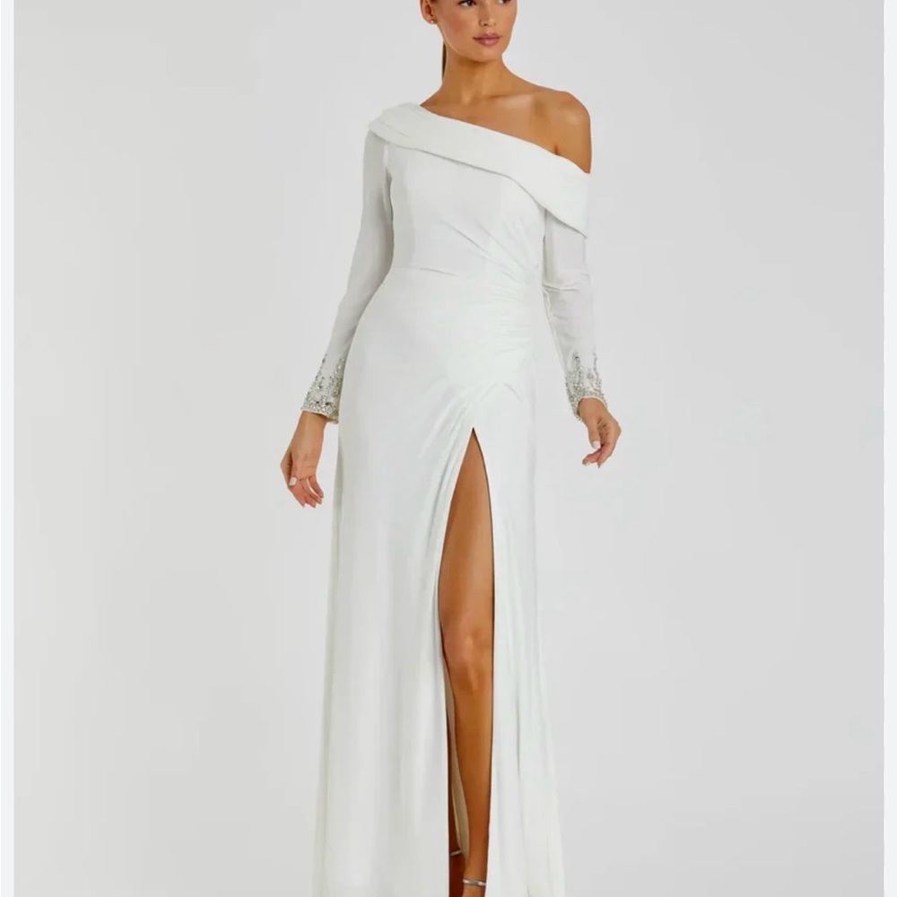 Chic One-Shoulder White Evening Dress
